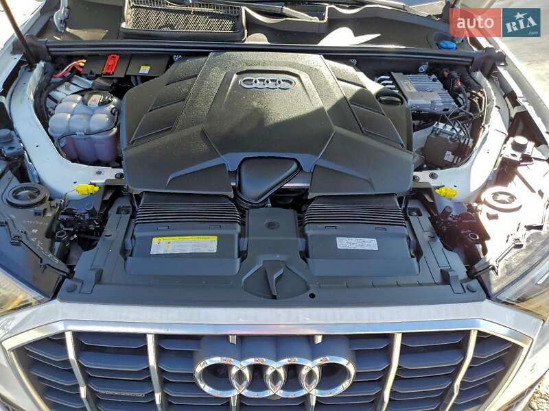 Внедорожник / Кроссовер Audi Q7 2019 в Киеве