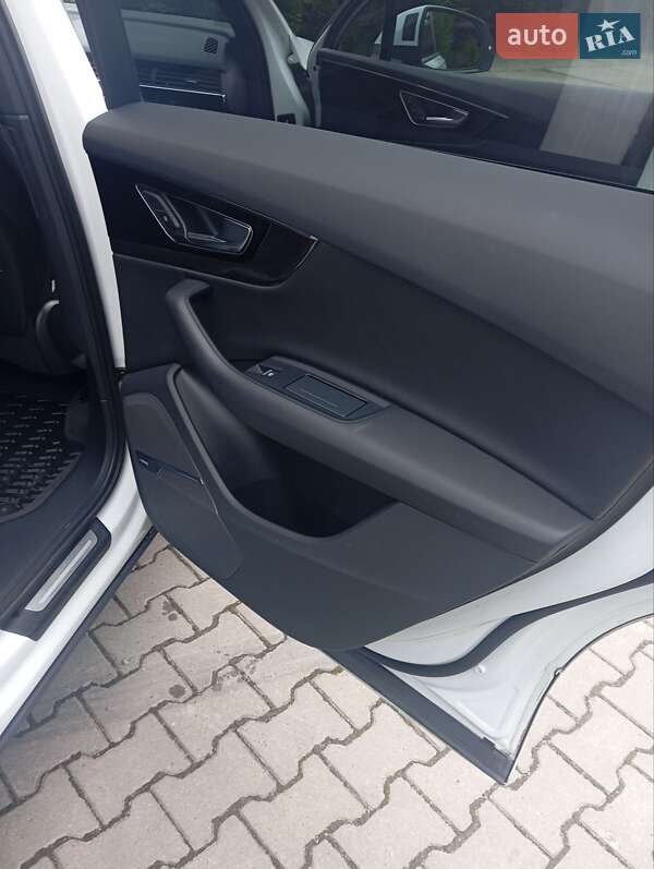 Внедорожник / Кроссовер Audi Q7 2017 в Шепетовке фото 37 Внедорожник / Кроссовер Audi Q7 2017 в Шепетовке