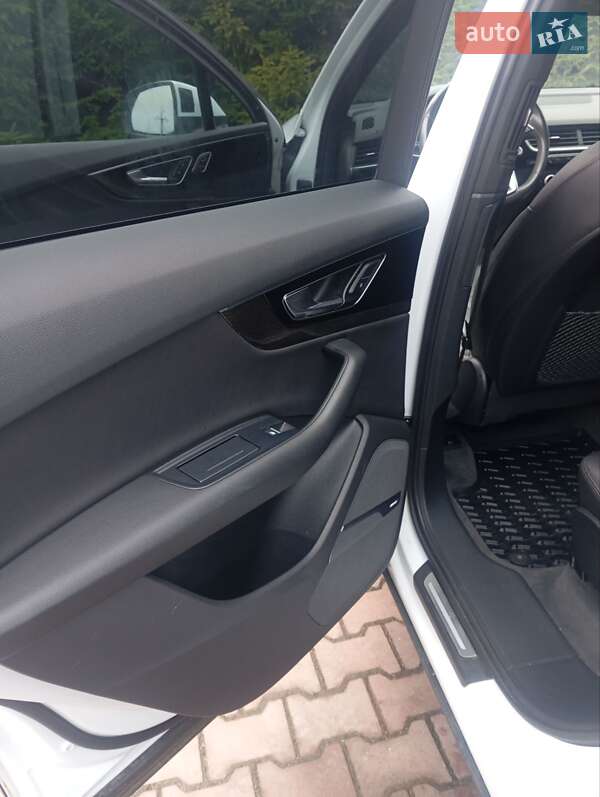 Внедорожник / Кроссовер Audi Q7 2017 в Шепетовке фото 40 Внедорожник / Кроссовер Audi Q7 2017 в Шепетовке