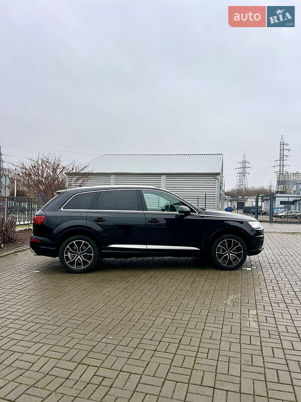 Внедорожник / Кроссовер Audi Q7 2017 в Львове фото 12 Внедорожник / Кроссовер Audi Q7 2017 в Львове