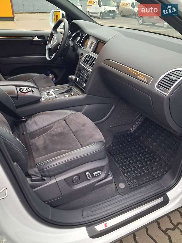 Внедорожник / Кроссовер Audi Q7 2014 в Хмельницком