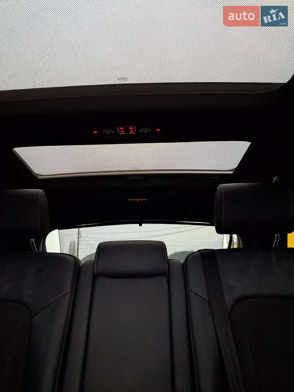 Внедорожник / Кроссовер Audi Q7 2014 в Хмельницком