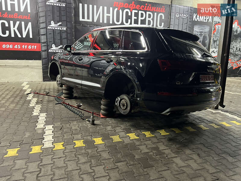 Внедорожник / Кроссовер Audi Q7 2017 в Львове фото 26 Внедорожник / Кроссовер Audi Q7 2017 в Львове