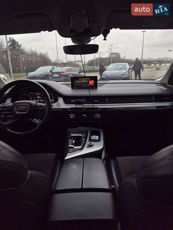 Внедорожник / Кроссовер Audi Q7 2015 в Львове фото 37 Внедорожник / Кроссовер Audi Q7 2015 в Львове