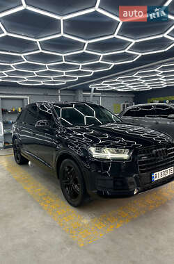 Внедорожник / Кроссовер Audi Q7 2017 в Киеве