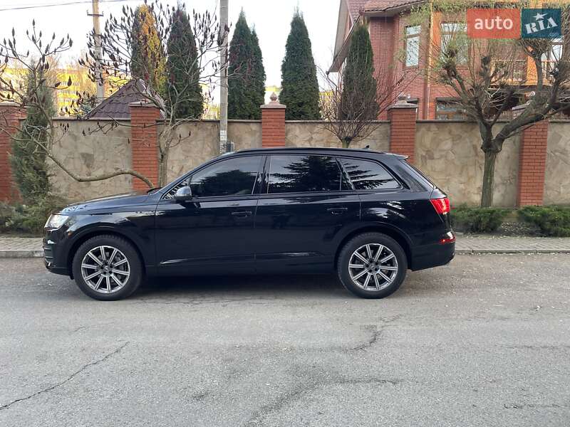 Внедорожник / Кроссовер Audi Q7 2017 в Киеве фото 3 Внедорожник / Кроссовер Audi Q7 2017 в Киеве