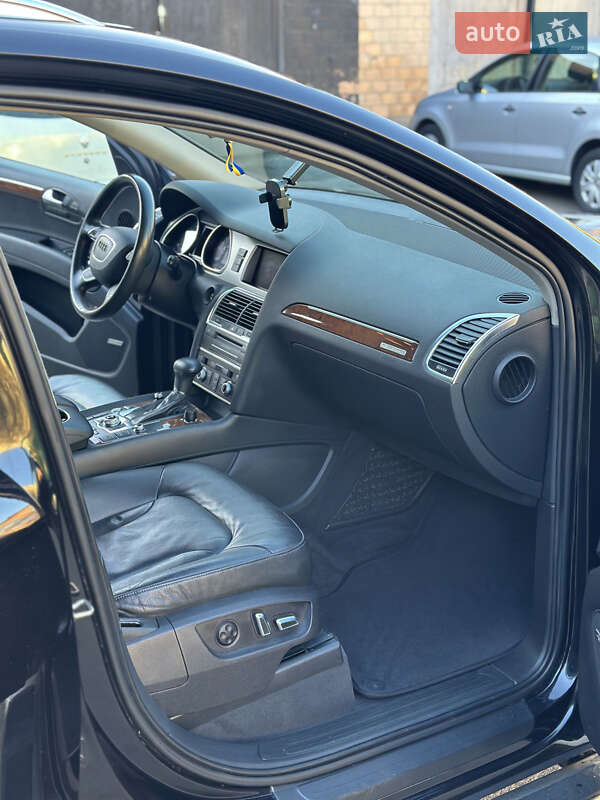Внедорожник / Кроссовер Audi Q7 2014 в Чернигове фото 26 Внедорожник / Кроссовер Audi Q7 2014 в Чернигове