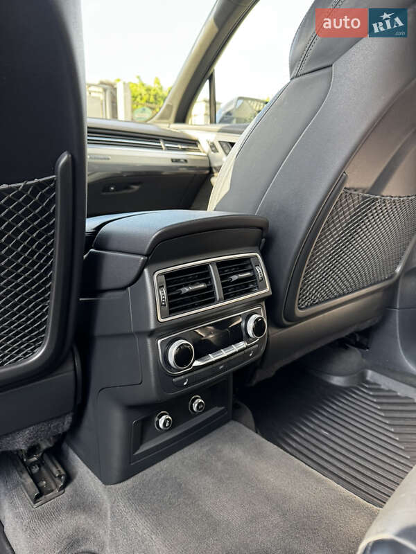 Внедорожник / Кроссовер Audi Q7 2018 в Владимирце