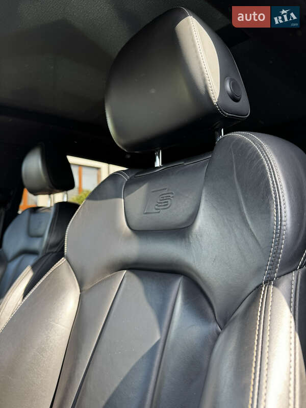 Внедорожник / Кроссовер Audi Q7 2018 в Владимирце