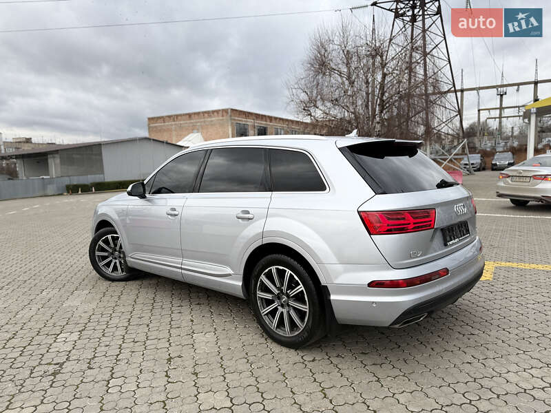 Внедорожник / Кроссовер Audi Q7 2016 в Черновцах фото 106 Внедорожник / Кроссовер Audi Q7 2016 в Черновцах