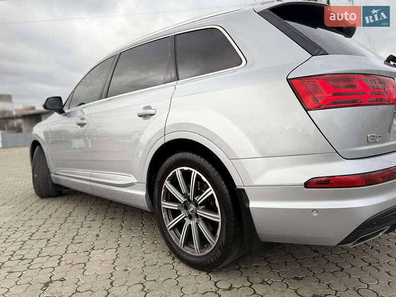 Внедорожник / Кроссовер Audi Q7 2016 в Черновцах фото 142 Внедорожник / Кроссовер Audi Q7 2016 в Черновцах