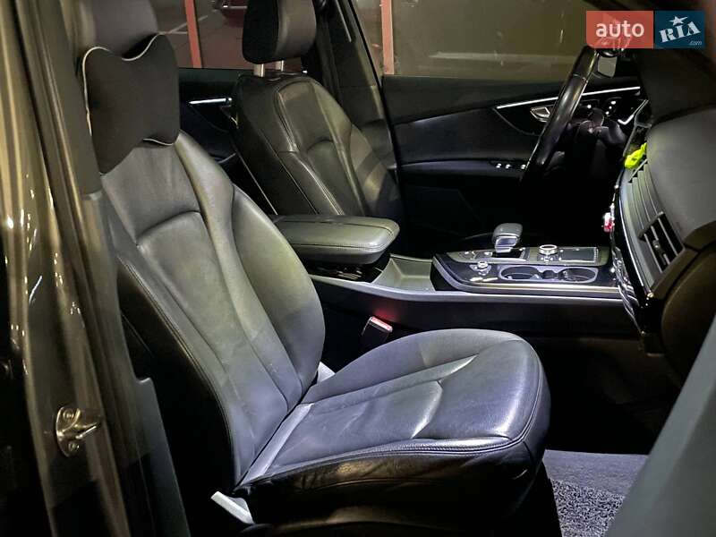 Внедорожник / Кроссовер Audi Q7 2017 в Киеве фото 10 Внедорожник / Кроссовер Audi Q7 2017 в Киеве