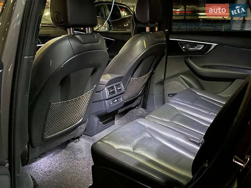 Внедорожник / Кроссовер Audi Q7 2017 в Киеве фото 13 Внедорожник / Кроссовер Audi Q7 2017 в Киеве