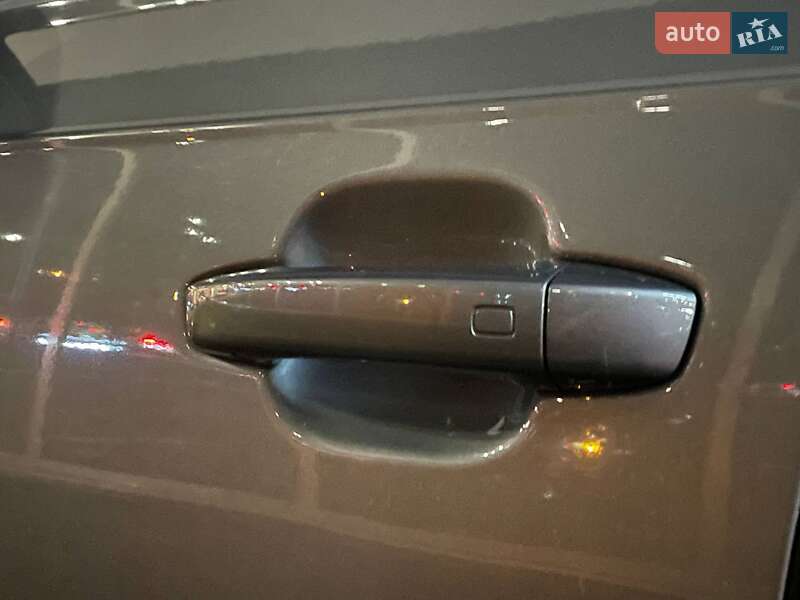 Внедорожник / Кроссовер Audi Q7 2017 в Киеве фото 30 Внедорожник / Кроссовер Audi Q7 2017 в Киеве
