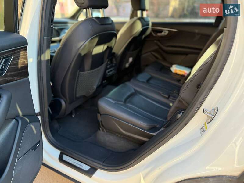 Внедорожник / Кроссовер Audi Q7 2020 в Ровно фото 18 Внедорожник / Кроссовер Audi Q7 2020 в Ровно