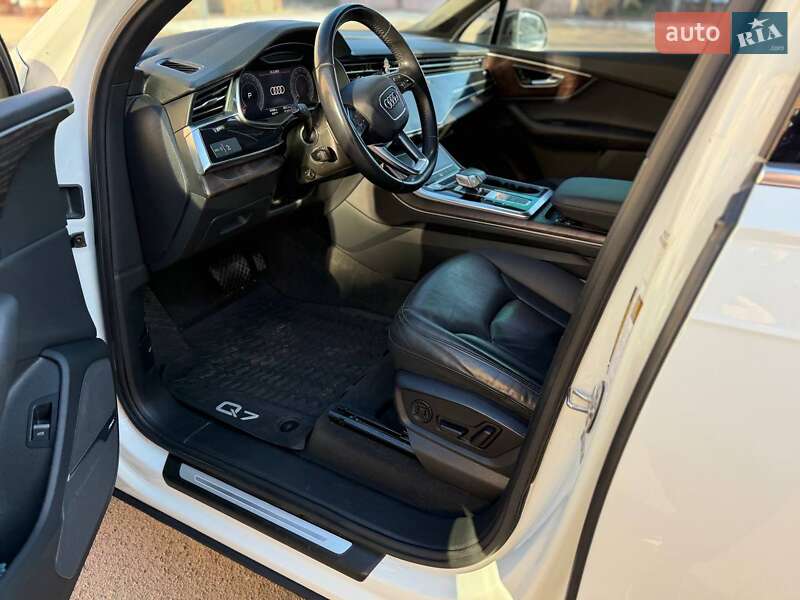 Внедорожник / Кроссовер Audi Q7 2020 в Ровно фото 20 Внедорожник / Кроссовер Audi Q7 2020 в Ровно