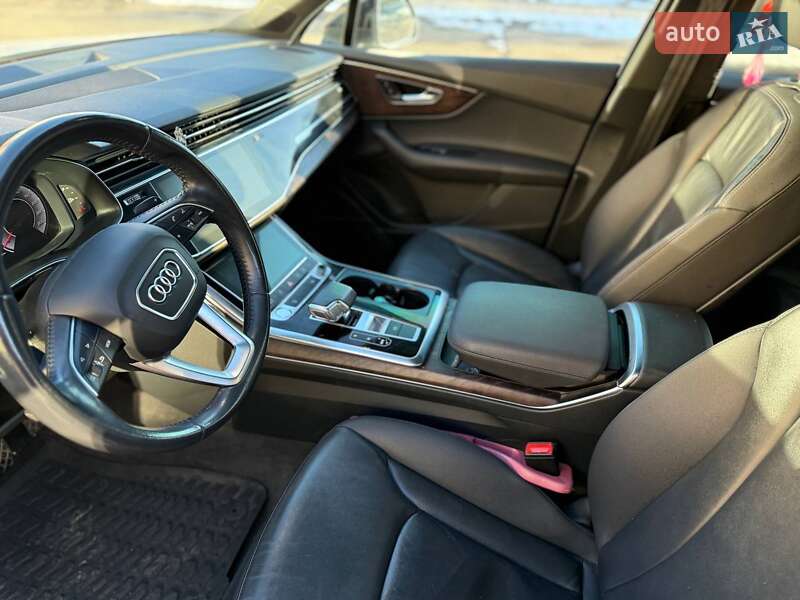 Внедорожник / Кроссовер Audi Q7 2020 в Ровно фото 22 Внедорожник / Кроссовер Audi Q7 2020 в Ровно