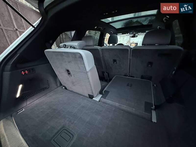 Внедорожник / Кроссовер Audi Q7 2018 в Стрые