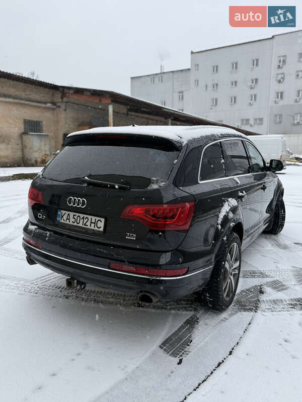 Внедорожник / Кроссовер Audi Q7 2014 в Киеве