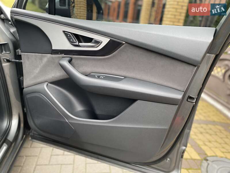 Внедорожник / Кроссовер Audi Q7 2015 в Хмельницком фото 77 Внедорожник / Кроссовер Audi Q7 2015 в Хмельницком