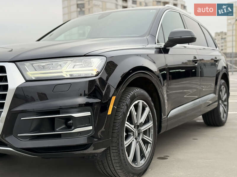 Внедорожник / Кроссовер Audi Q7 2017 в Киеве фото 14 Внедорожник / Кроссовер Audi Q7 2017 в Киеве