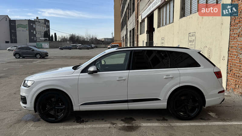 Внедорожник / Кроссовер Audi Q7 2018 в Киеве фото 14 Внедорожник / Кроссовер Audi Q7 2018 в Киеве