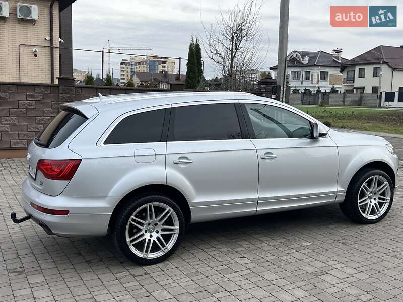 Внедорожник / Кроссовер Audi Q7 2011 в Ровно