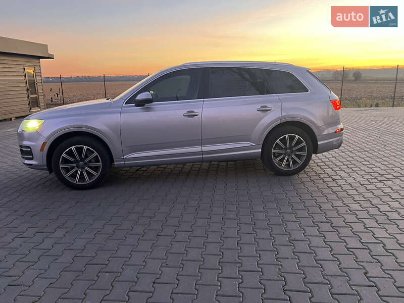 Внедорожник / Кроссовер Audi Q7 2016 в Тернополе