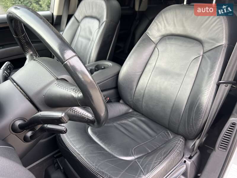 Внедорожник / Кроссовер Audi Q7 2011 в Ровно