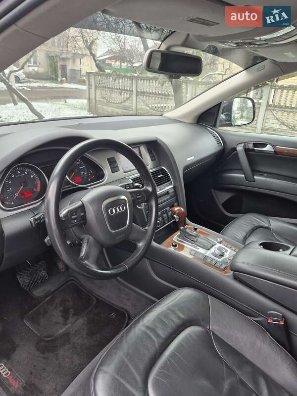 Внедорожник / Кроссовер Audi Q7 2009 в Черкассах