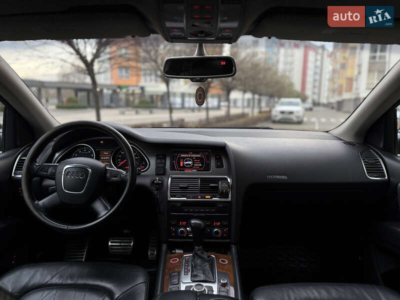 Внедорожник / Кроссовер Audi Q7 2007 в Ивано-Франковске