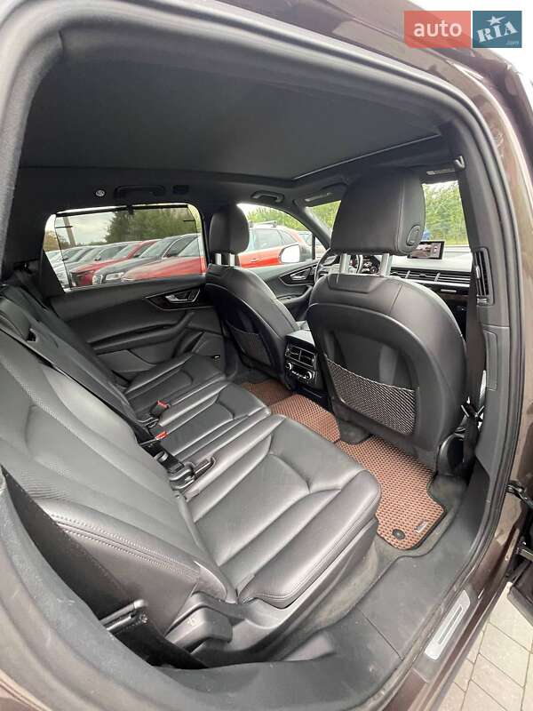 Внедорожник / Кроссовер Audi Q7 2016 в Львове фото 35 Внедорожник / Кроссовер Audi Q7 2016 в Львове