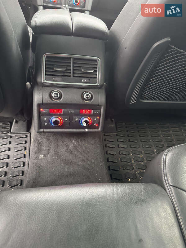 Внедорожник / Кроссовер Audi Q7 2011 в Киеве фото 9 Внедорожник / Кроссовер Audi Q7 2011 в Киеве