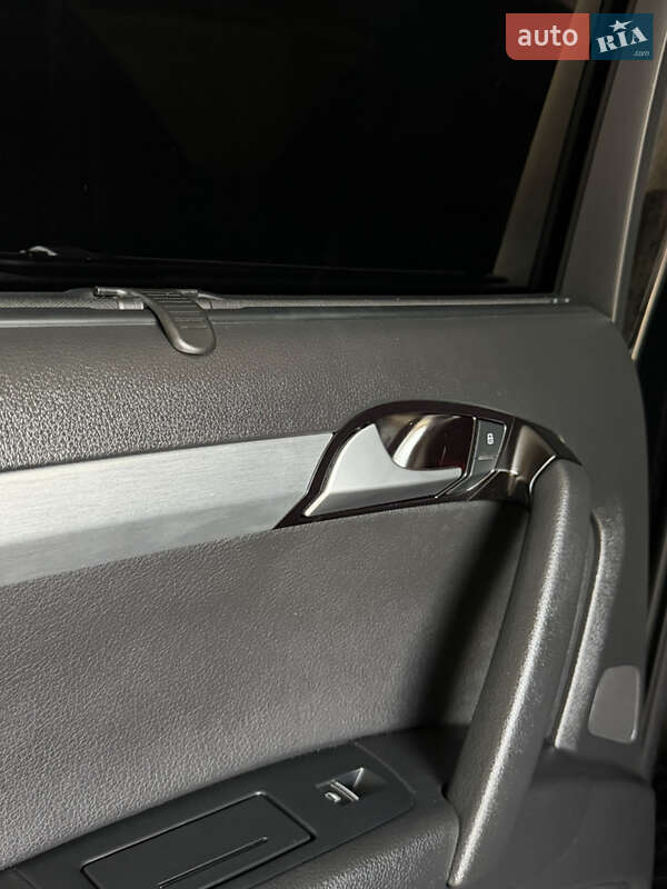 Внедорожник / Кроссовер Audi Q7 2015 в Судовой Вишне фото 12 Внедорожник / Кроссовер Audi Q7 2015 в Судовой Вишне