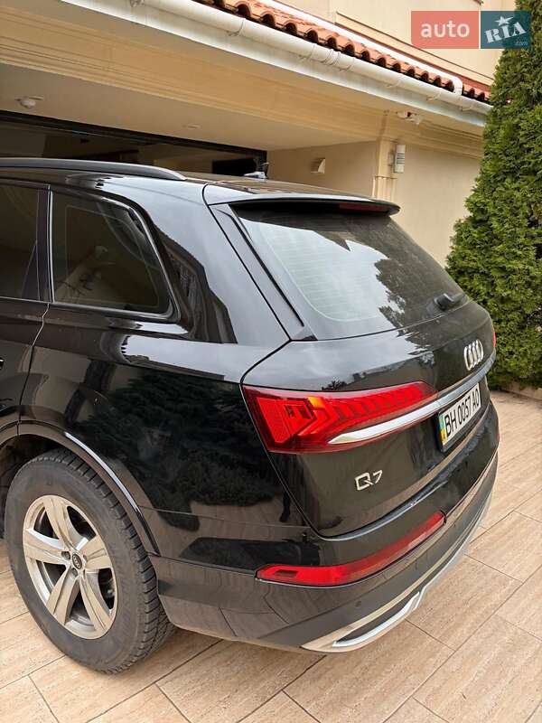 Внедорожник / Кроссовер Audi Q7 2021 в Одессе