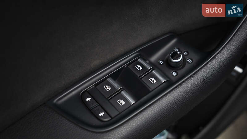 Внедорожник / Кроссовер Audi Q7 2017 в Киеве