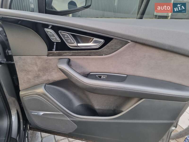 Внедорожник / Кроссовер Audi Q7 2018 в Мукачево фото 51 Внедорожник / Кроссовер Audi Q7 2018 в Мукачево