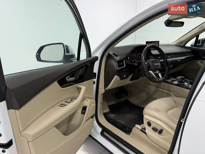 Внедорожник / Кроссовер Audi Q7 2017 в Одессе фото 13 Внедорожник / Кроссовер Audi Q7 2017 в Одессе