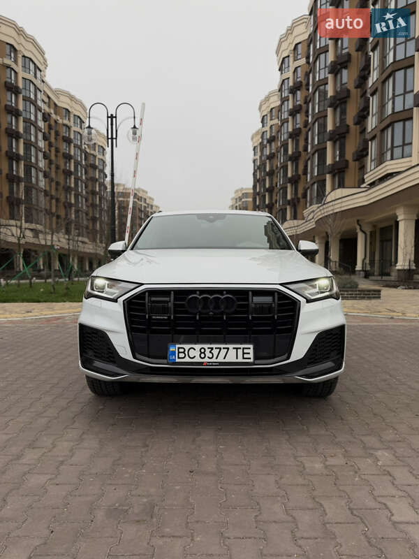 Audi Q7 2021