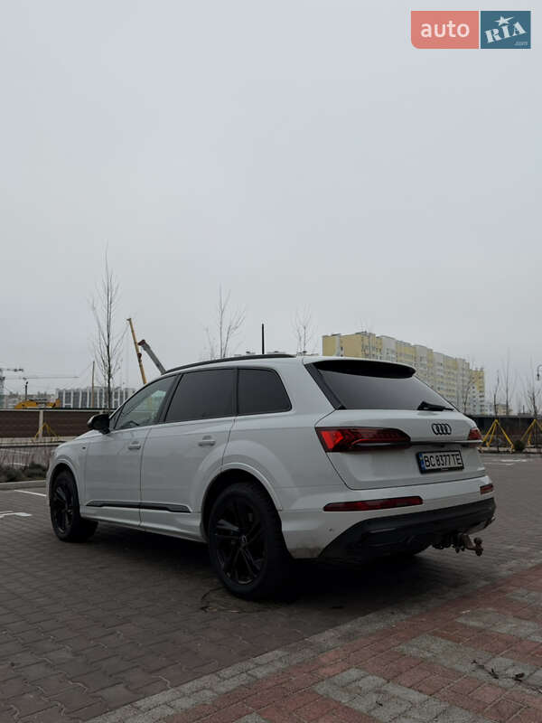 Внедорожник / Кроссовер Audi Q7 2021 в Киеве фото 6 Внедорожник / Кроссовер Audi Q7 2021 в Киеве