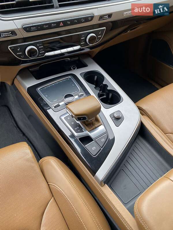 Внедорожник / Кроссовер Audi Q7 2016 в Черновцах фото 25 Внедорожник / Кроссовер Audi Q7 2016 в Черновцах