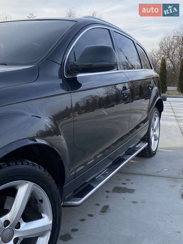Внедорожник / Кроссовер Audi Q7 2008 в Звягеле