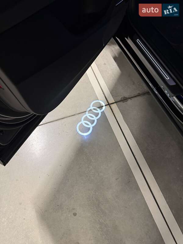 Внедорожник / Кроссовер Audi Q7 2019 в Львове