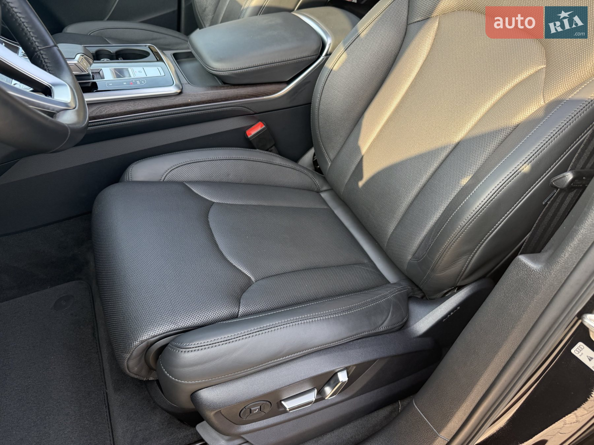 2020 Audi Q7 - мініатюра 11