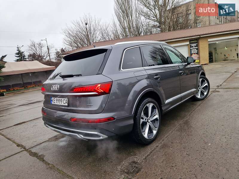 Внедорожник / Кроссовер Audi Q7 2022 в Днепре