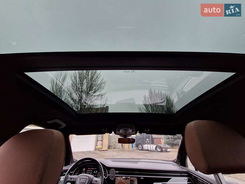 Внедорожник / Кроссовер Audi Q7 2022 в Днепре