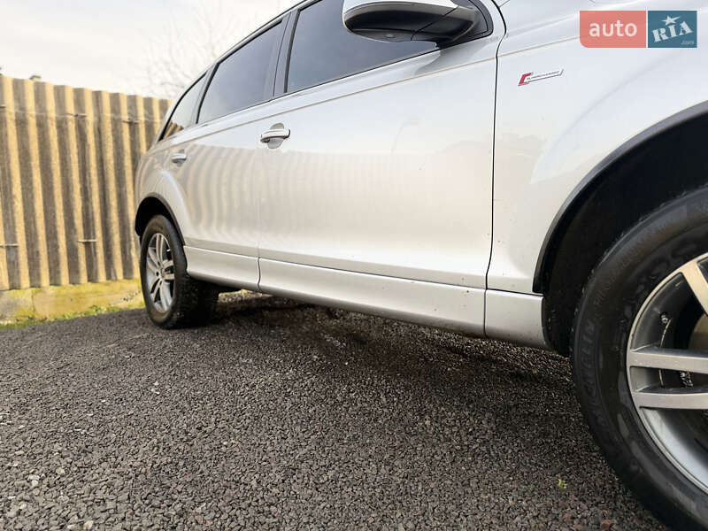 Внедорожник / Кроссовер Audi Q7 2012 в Владимире