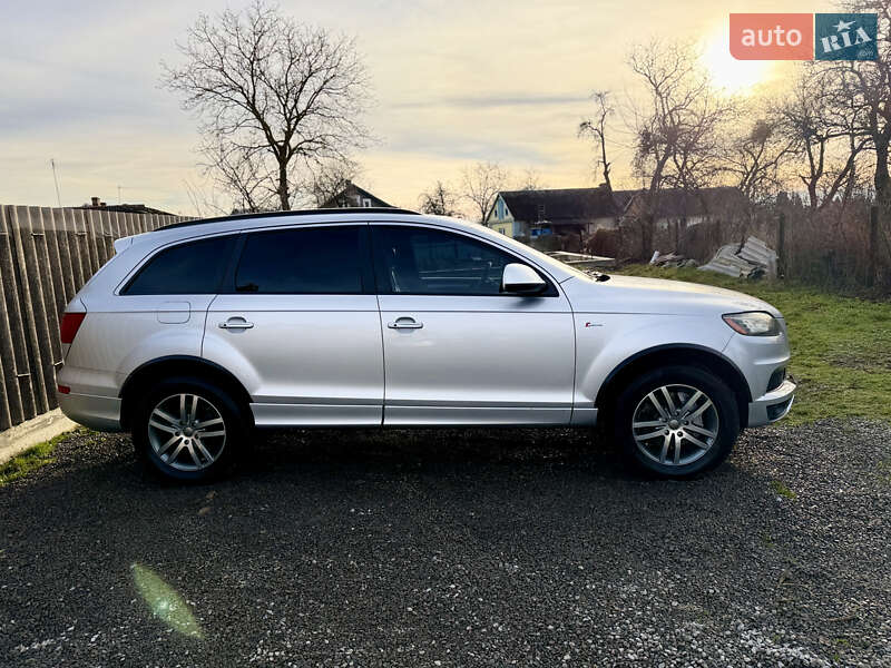 Внедорожник / Кроссовер Audi Q7 2012 в Владимире