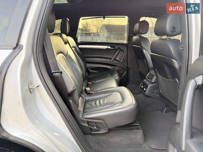 Внедорожник / Кроссовер Audi Q7 2012 в Владимире