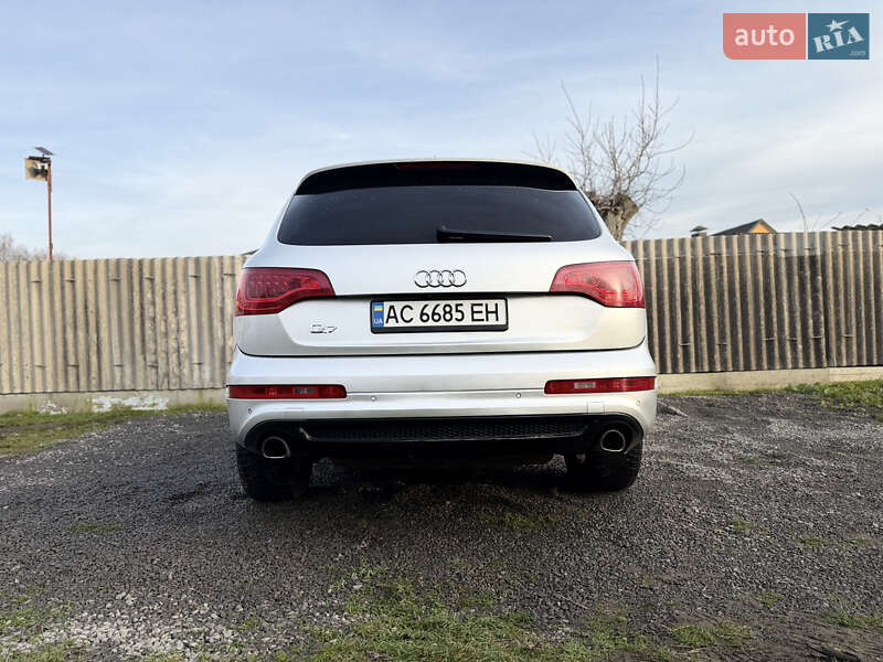 Внедорожник / Кроссовер Audi Q7 2012 в Владимире